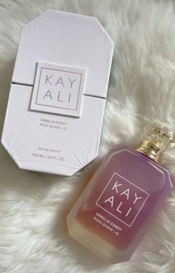 Kayali Vanilla Candy | 42 – 100 ml – Parfum sucré & irrésistible  Neuf