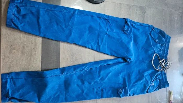 Cargo bleu électrique 12 / 13 ans - photo numéro 3