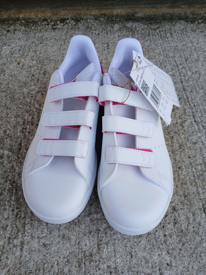 Basket adidas stan smith pointure 35 - photo numéro 2