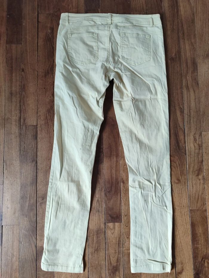 Pantalon jaune pâle - photo numéro 4