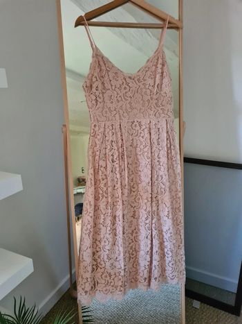 Robe dentelle rose 38