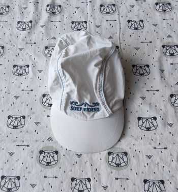 Casquette blanche taille 18/23 mois