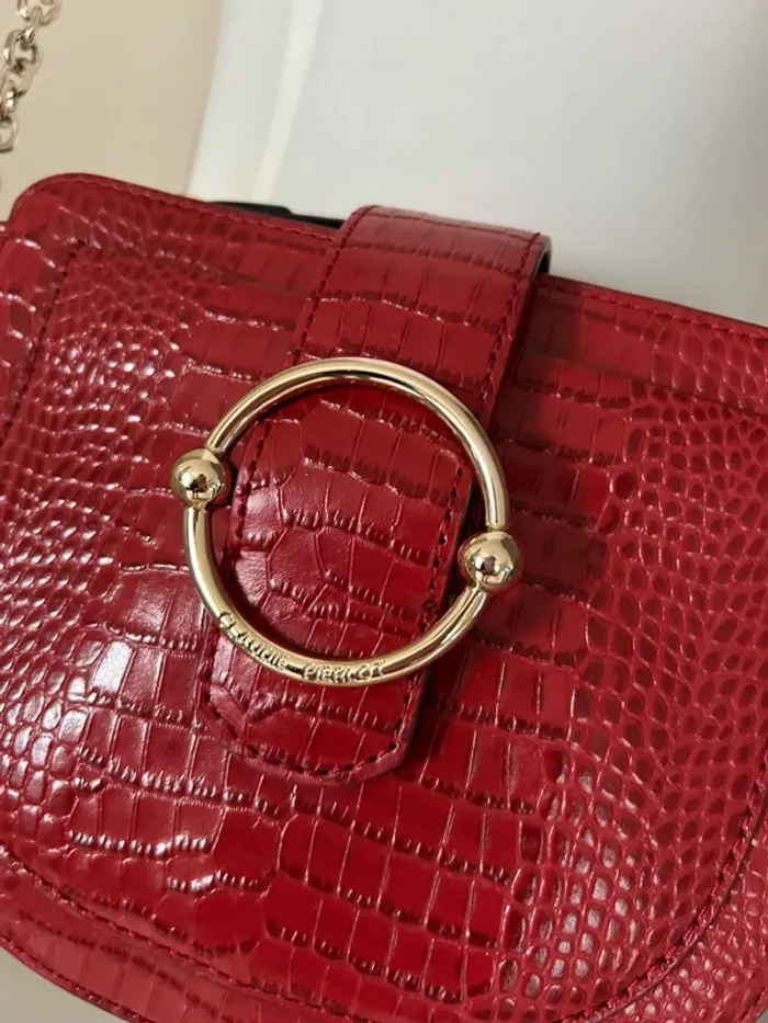 Claudie Pierlot, sac en cuir rouge - photo numéro 3