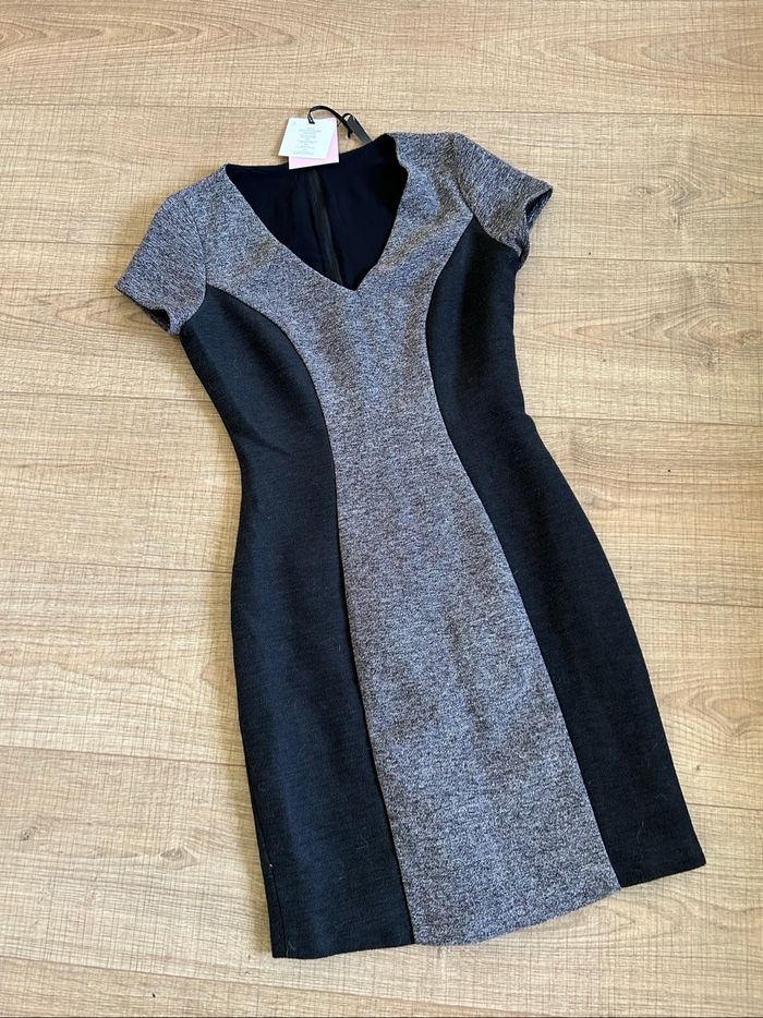 Robe grise et noire neuve à manches courtes Naf Naf taille 34 - photo numéro 7