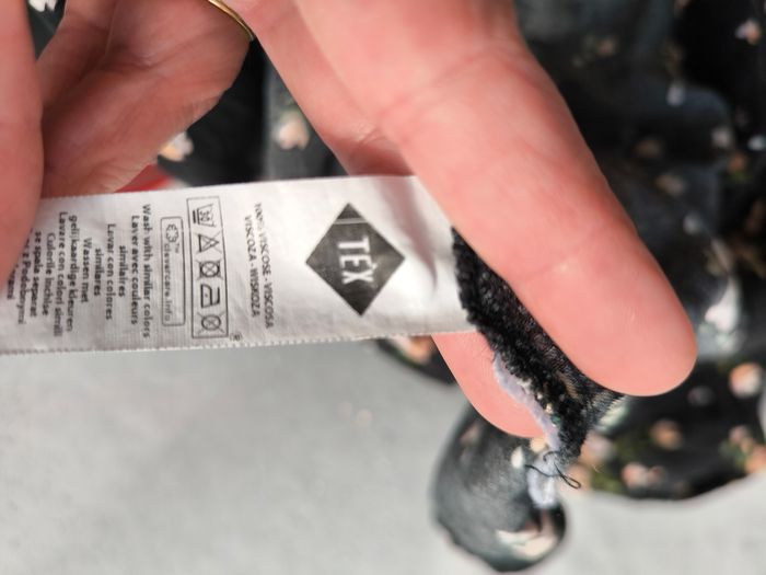 Robe à fleurs - photo numéro 7