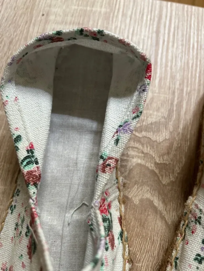 Espadrilles neuves tissu fleuri taille 35 - Cousu main - photo numéro 4