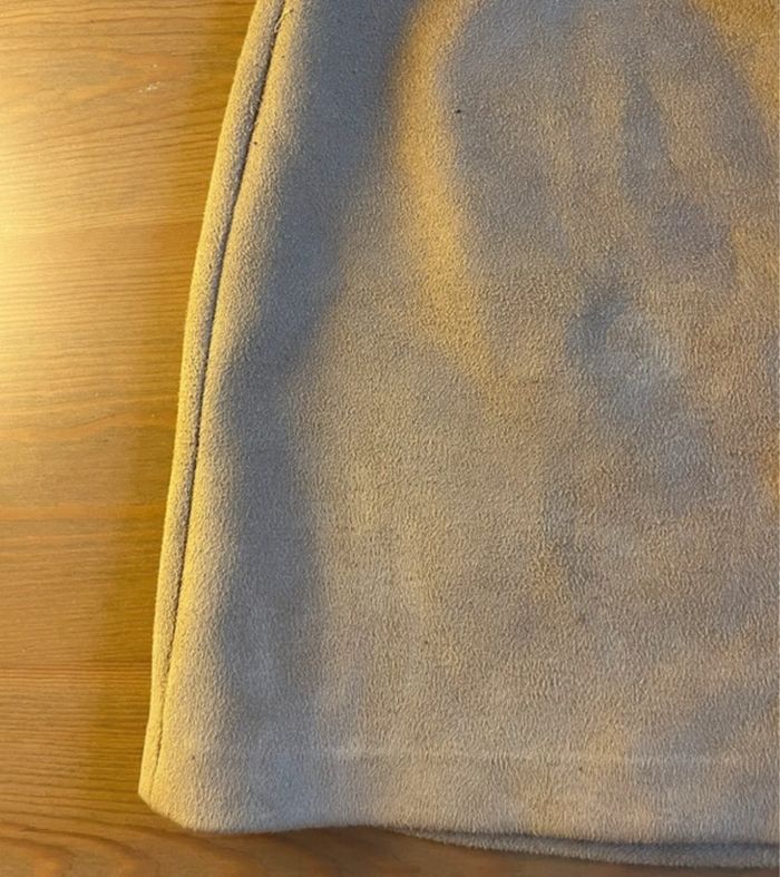 Jupe bershka - Taille S - Très bon état - photo numéro 2