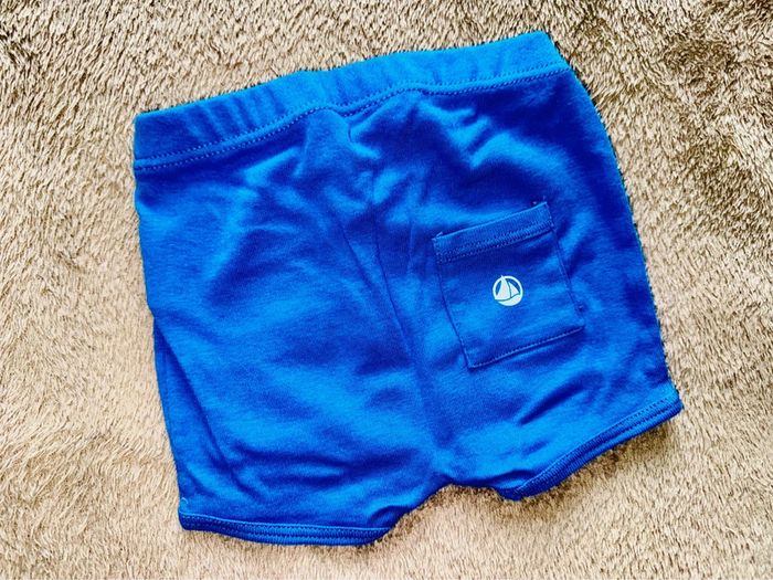 Short bleu - photo numéro 2