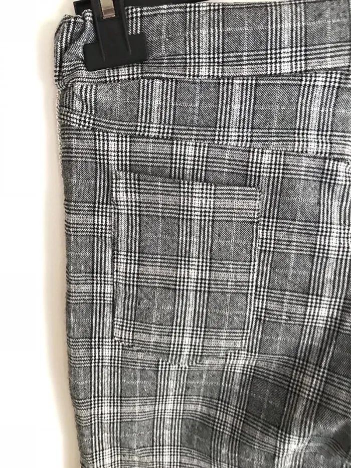 Pantalon à carreaux gris taille 34/36 - photo numéro 8
