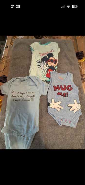 Lot de 3 bodies manches courtes