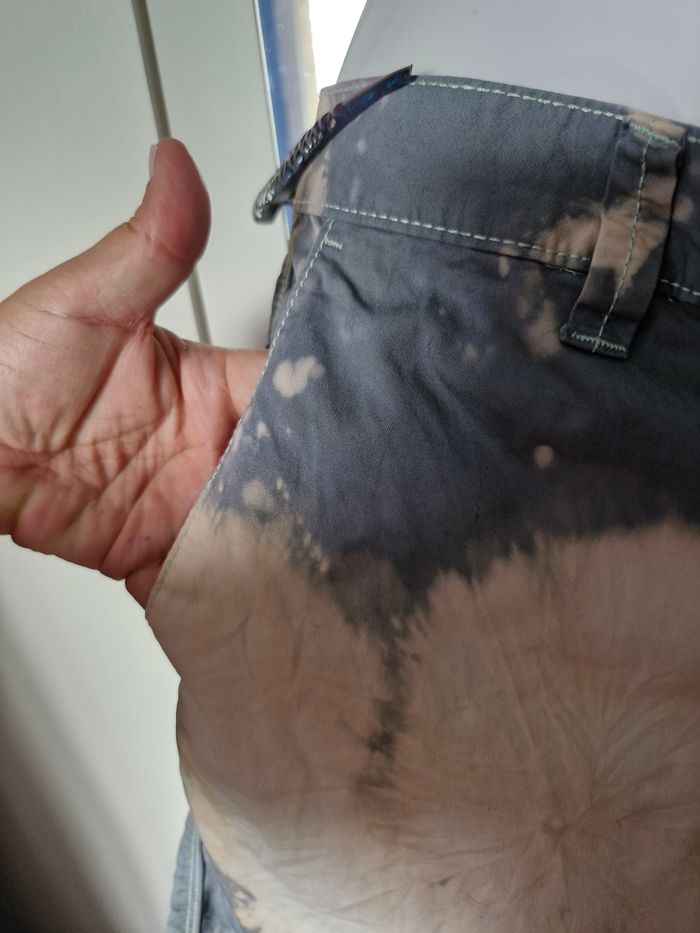 Très beau short gris effet Tie dye - photo numéro 2
