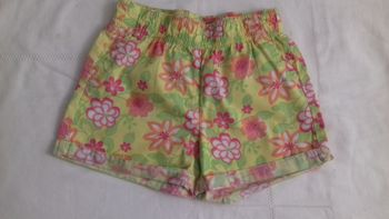 1 short fille 4 ans 