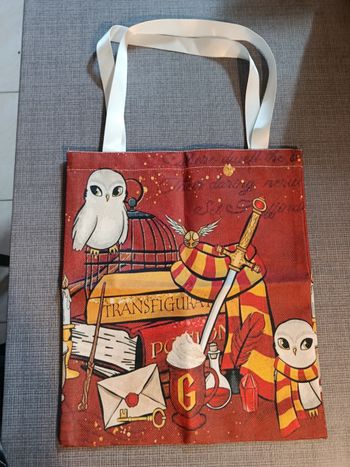 A saisir, NEUF, magnifique sac " harry potter " ( bien lire )