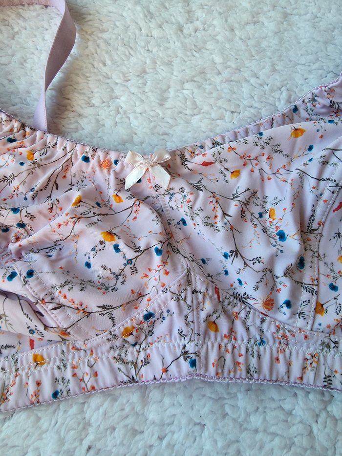 Soutien Gorge - photo numéro 2