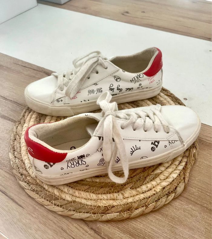 Sneakers basses rouge et blanche pointure 38