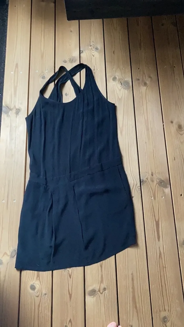 Robe dos nu