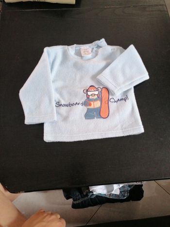 Pull 3/6 mois baby basics