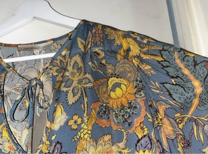 Magnifique blouse à fleurs, taille 38, Neuf avec étiquette - Vanessa Bruno - photo numéro 8