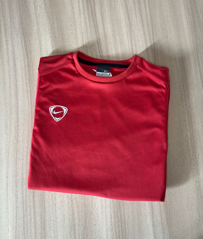 T-shirt Nike rouge/noir - Logo blanc – Taille XL enfant (13-15 ans)