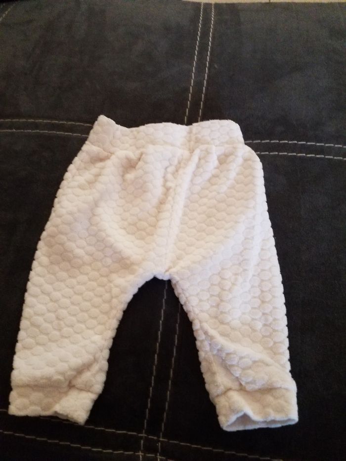 Lot 4 bas de pyjamas 1 mois - photo numéro 4