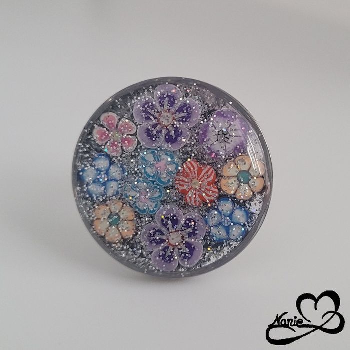 Bague ajustable ronde argentée à fleurs en pâte Fimo - photo numéro 2