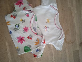 Lot de 2 bodies catimini