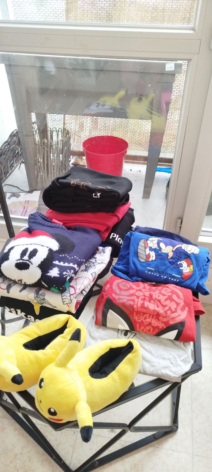 Lot pour enfants de 8/10 pas séparer ☺️ - photo numéro 3