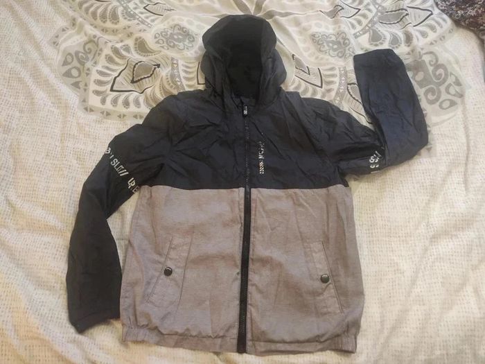 Coupe vent C&A 11/12 ans Here There 12 ans Beebs by Kiabi