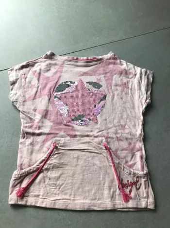 Tee shirt
