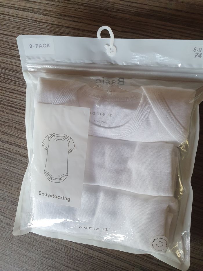 Lot de 3 bodies blancs pour bébé Name It 🖤 - photo numéro 2