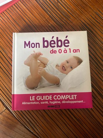 Livre : Mon bébé de 0 à 1 an