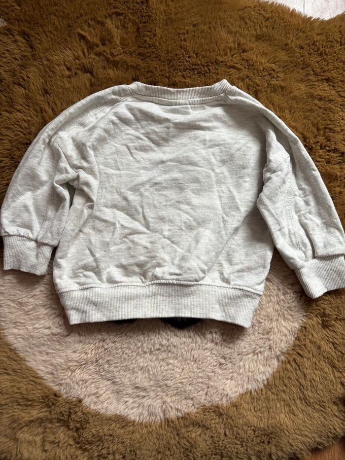 Sweat fin gris Mickey DISNEY t.12m - photo numéro 2