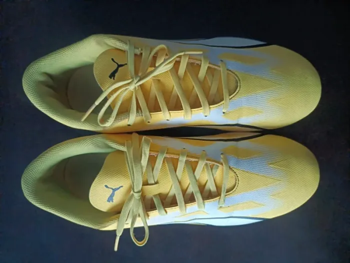 Chaussures de foot Puma