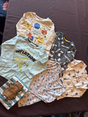 Lot de 6 T-shirts 2ans (5+1 offert) Mickey gris