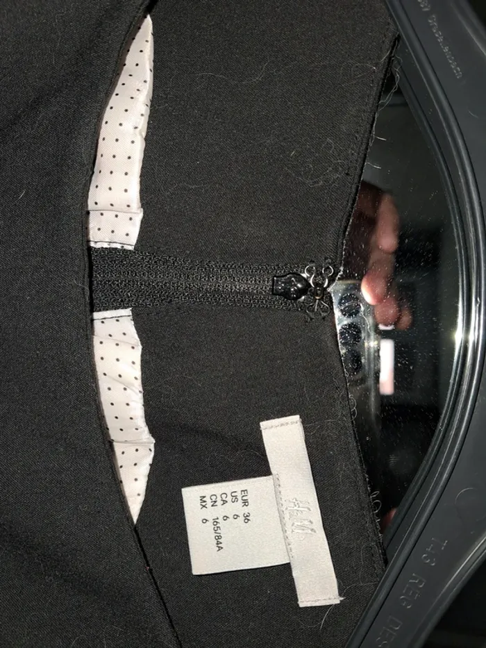 Robe droite noire courte - photo numéro 2