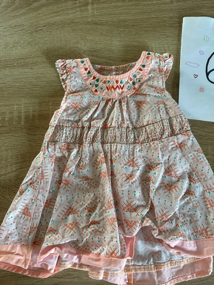Robe 6 mois - photo numéro 2