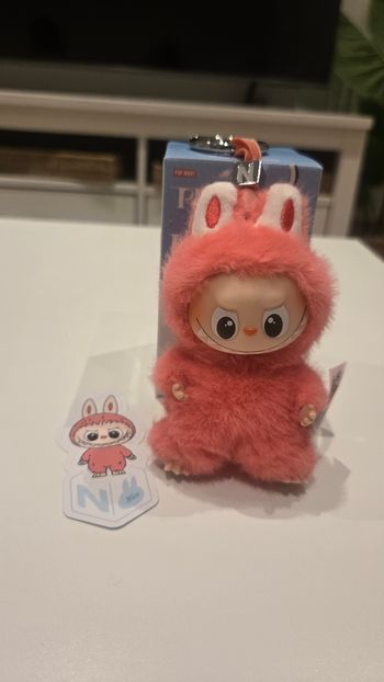 Labubu pin for Love