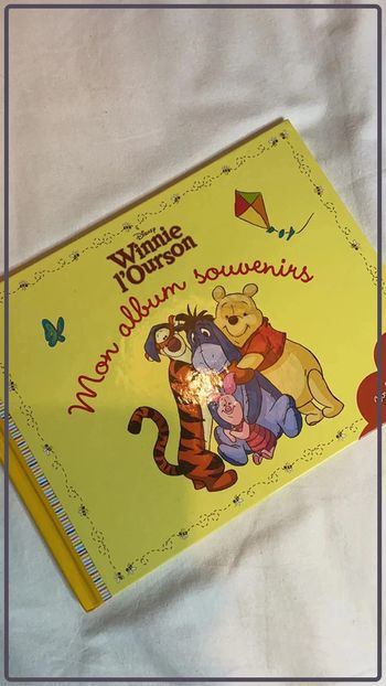 Livre mon album souvenirs Winnie l’ourson