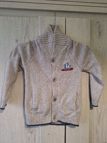 Gilet à boutonnière 5 ans 👦