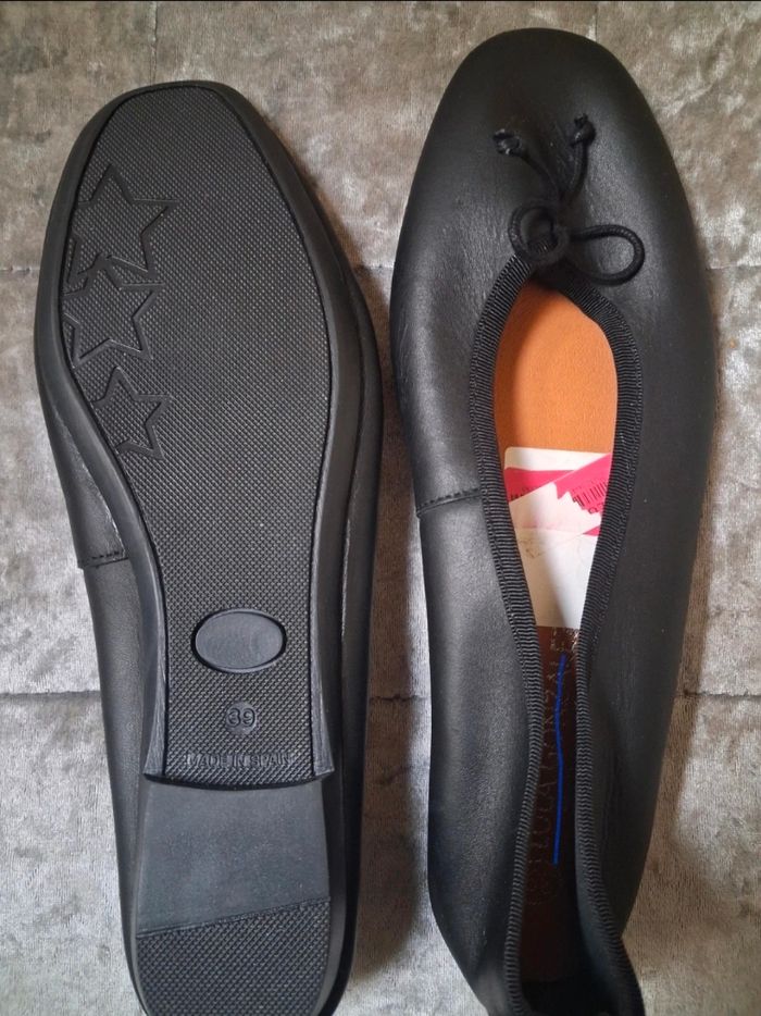 Ballerine Noire - photo numéro 2