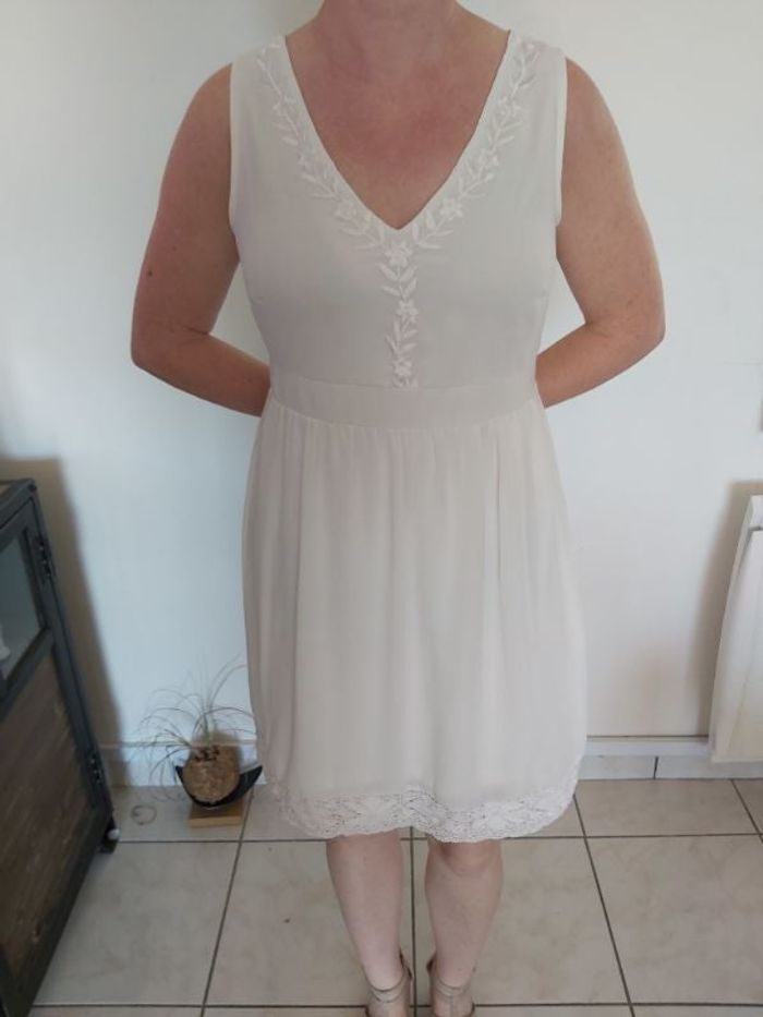 Robe Bonprix Bodyflirt taille 38