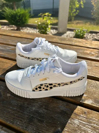 Baskets Puma Carina Léopard
