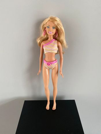 Barbie beach glam