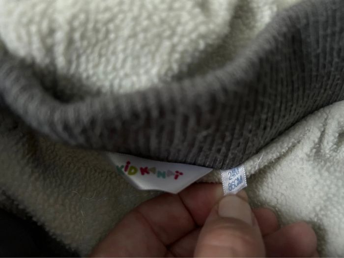 Manteau doudoune très chaude Kidkanaï 24 mois - photo numéro 2