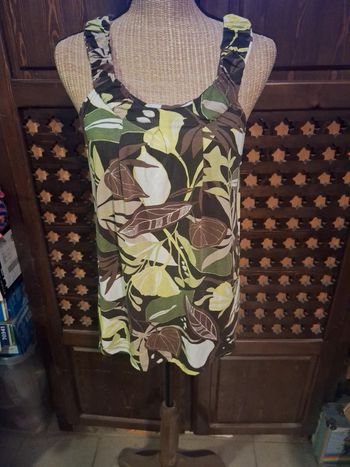 Débardeur taille L €