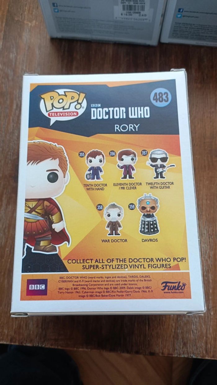 Funko pop Rory 483 hot topic - photo numéro 2