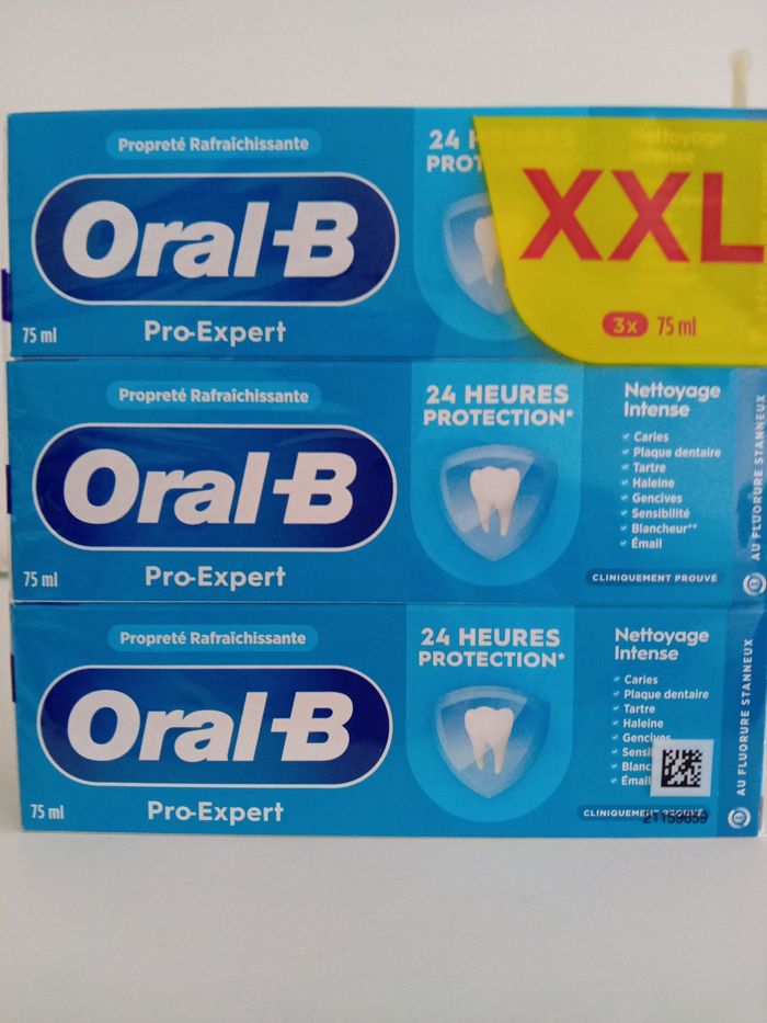 Lot de 3 dentifrices oral-b nettoyage intense