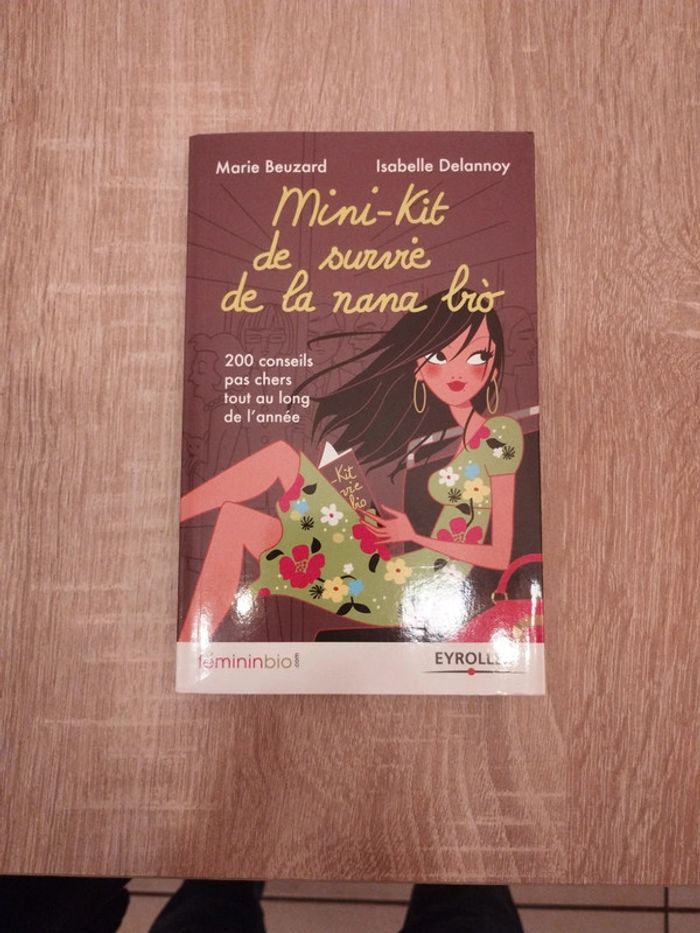 Livre mini kit de survie de la nana bio