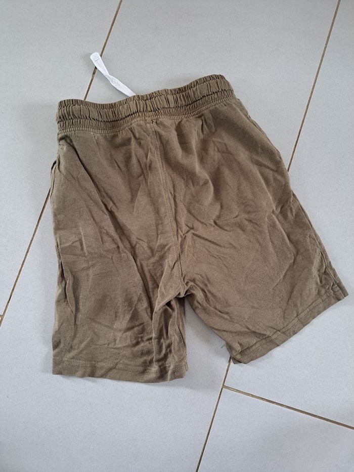 Short 6/7 ans - photo numéro 2