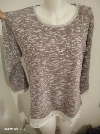#kytie42/44femme. Pull léger manches longues taille 42/44